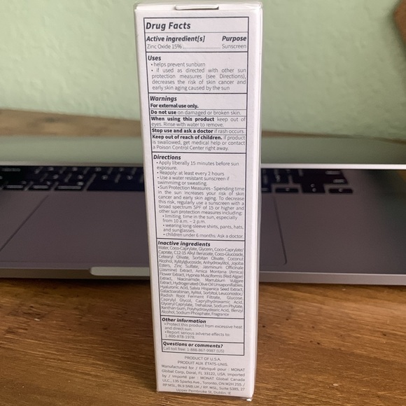 MoNat Sun Veil Sunscreen. SPF 30 - Picture 2 of 3